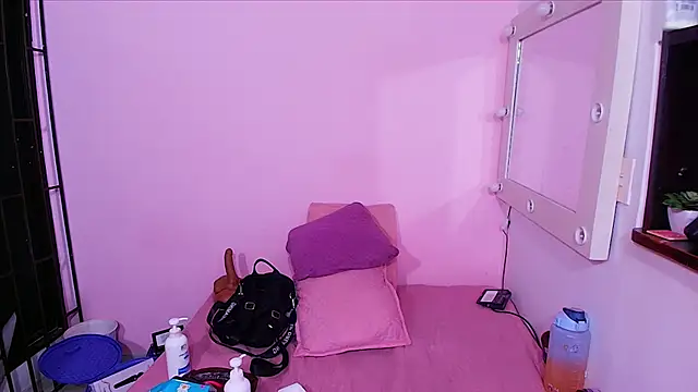 Snapshot of celeste_sea chatting on January 8, 2025, 7:13 pm celeste sea online show from January 8, 2025, 7:13 pm