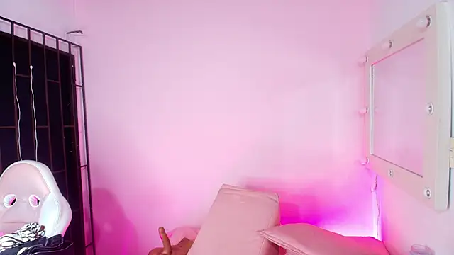 Snapshot of celeste_sea chatting on March 12, 2025, 1:36 am celeste sea online show from March 12, 2025, 1:36 am