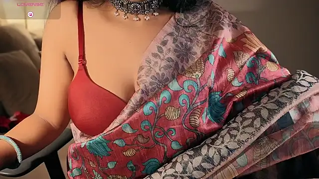 LushRitu online show from January 1, 2025, 6:06 pm