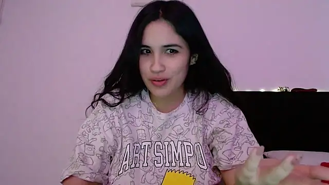 Snapshot of InocentHeaven1 chatting on February 21, 2026, 2:01 am InocentHeaven1 online show from February 21, 2026, 2:01 am