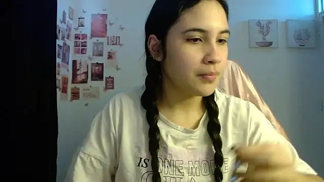 Snapshot of InocentHeaven1 chatting on March 16, 2026, 12:42 pm InocentHeaven1 online show from March 16, 2026, 12:42 pm