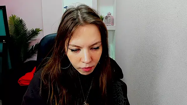 Snapshot of Persephoni chatting on January 24, 2025, 5:42 am Persephoni online show from January 24, 2025, 5:42 am