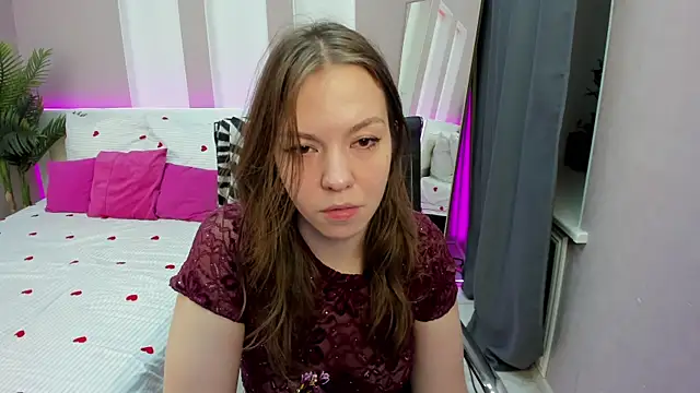 Persephoni online show from July 26, 2026, 5:59 am