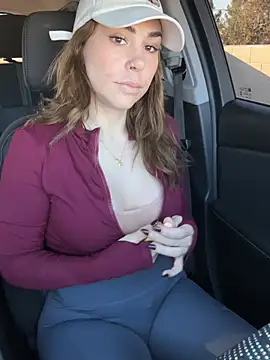 LeaGambit   online show from March 12, 2026, 3:40 pm