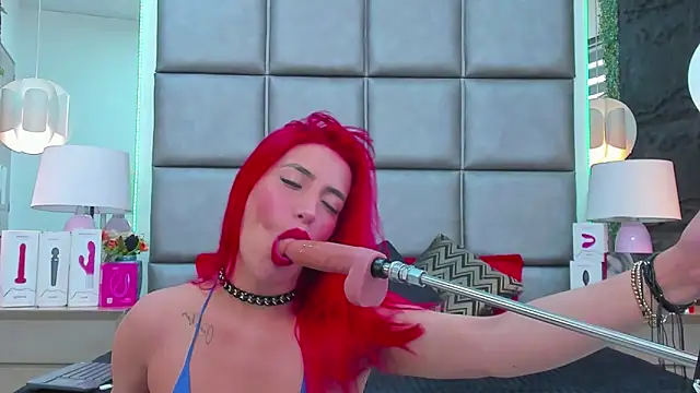 Snapshot of AllissaBrowm chatting on September 17, 2025, 4:41 pm AllissaBrowm online show from September 17, 2025, 4:41 pm