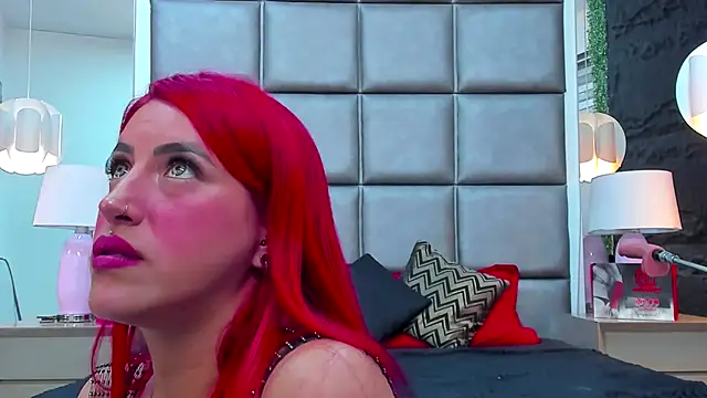 Snapshot of AllissaBrowm chatting on October 20, 2025, 5:02 pm AllissaBrowm online show from October 20, 2025, 5:02 pm