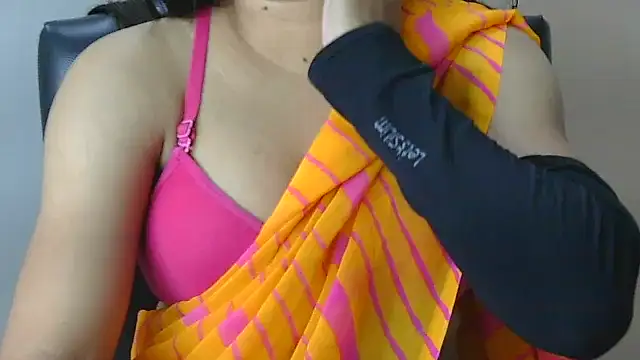  desigori online show from November 25, 2025, 4:01 am