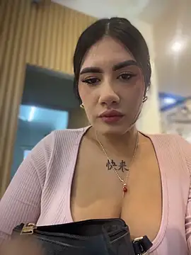 clarachanelricek online show from November 18, 2025, 7:29 pm