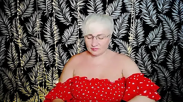 Olivia playful online show from June 12, 2026, 10:25 am