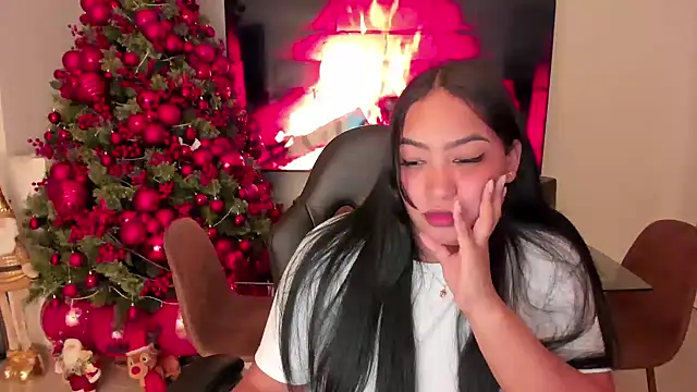 brunetenikole02 online show from December 18, 2025, 3:01 am