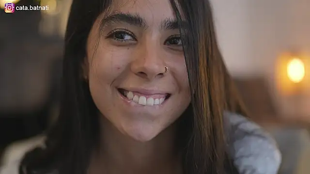 Snapshot of cata_batnati chatting on October 26, 2025, 4:57 pm cata batnati online show from October 26, 2025, 4:57 pm