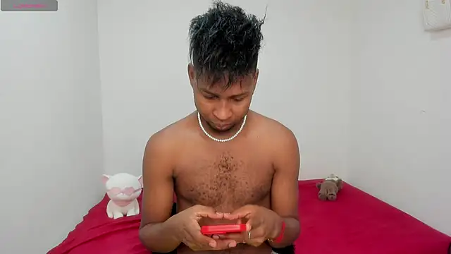 Snapshot of santhi_lee chatting on October 1, 2025, 3:29 pm santhi lee online show from October 1, 2025, 3:29 pm