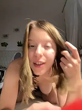 Snapshot of kimczii chatting on January 8, 2025, 11:54 am kimczii online show from January 8, 2025, 11:54 am
