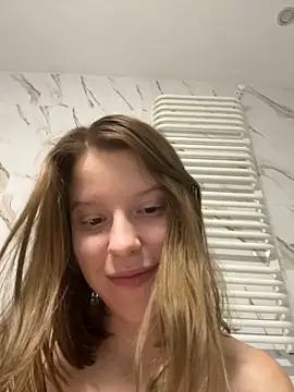 Snapshot of kimczii chatting on January 8, 2025, 7:34 pm kimczii online show from January 8, 2025, 7:34 pm
