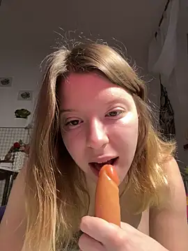 kimczii online show from March 3, 2026, 7:25 am