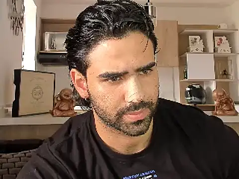BradleySmithx online show from December 24, 2024, 3:47 pm