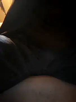 eddouxxx78 online show from November 29, 2025, 12:19 pm