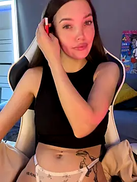 julia fly online show from September 18, 2025, 9:00 am