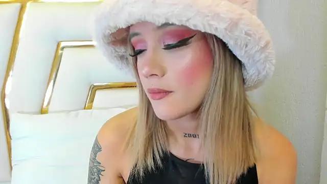 Sabrina Cole online show from December 21, 2024, 3:36 am