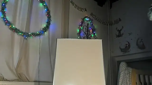 Lola Belgium online show from December 18, 2024, 2:17 pm
