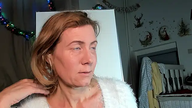 Lola Belgium online show from December 22, 2024, 4:48 pm