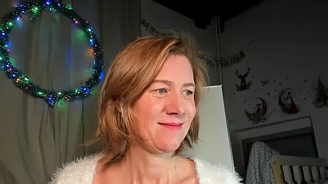 Lola Belgium online show from December 25, 2024, 6:41 pm