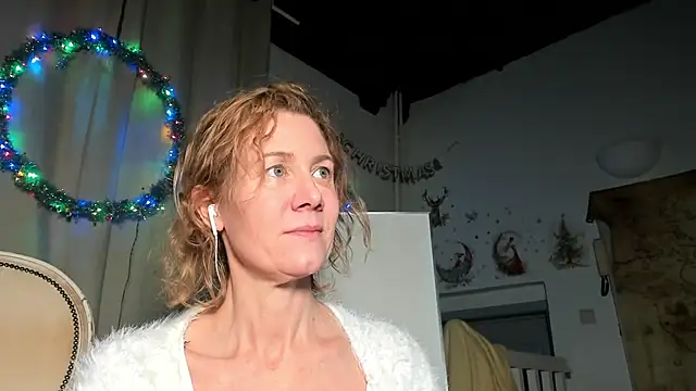 Lola Belgium online show from December 30, 2024, 8:15 pm
