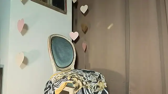 Snapshot of Lola_Belgium chatting on March 9, 2026, 6:50 am Lola Belgium online show from March 9, 2026, 6:50 am