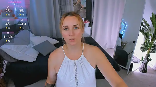 Karinella x online show from October 22, 2025, 9:14 pm