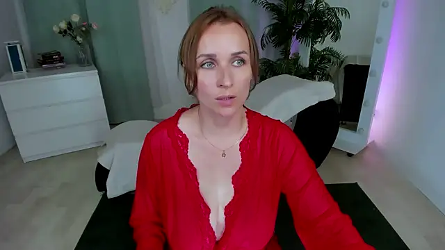 Karinella x online show from June 10, 2026, 12:04 pm
