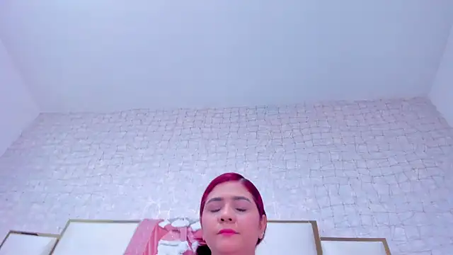 paola rodriguez online show from December 30, 2024, 11:48 am