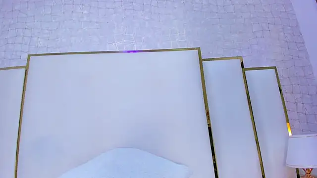 paola rodriguez online show from November 4, 2025, 11:31 am