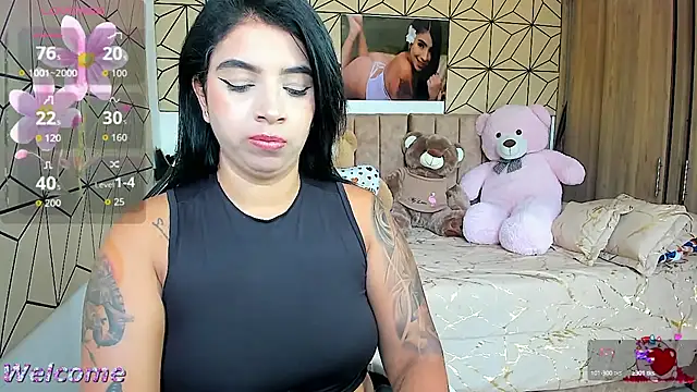 vane lopez  online show from September 15, 2025, 5:35 pm