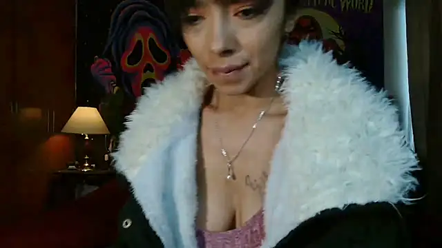 Snapshot of MINI_Petite chatting on January 1, 2025, 11:51 pm MINI Petite online show from January 1, 2025, 11:51 pm