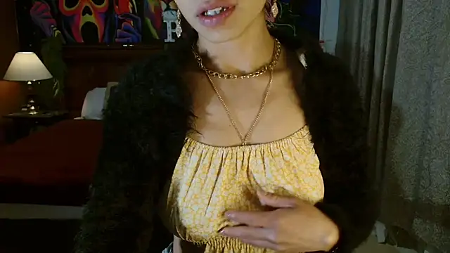 Snapshot of MINI_Petite chatting on January 5, 2025, 12:20 am MINI Petite online show from January 5, 2025, 12:20 am