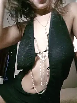 MINI Petite online show from June 14, 2026, 5:15 pm