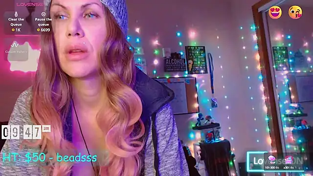 EmmaIsHere online show from December 20, 2024, 4:46 pm