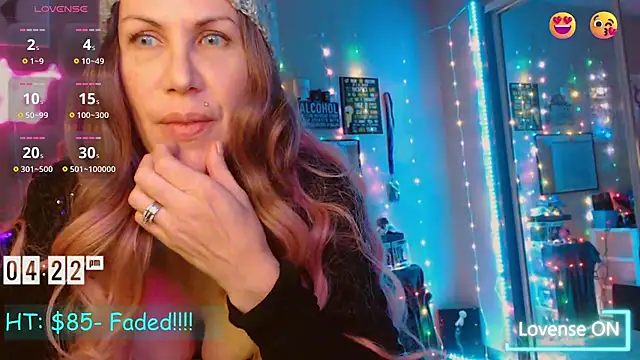 EmmaIsHere online show from December 27, 2024, 11:21 pm