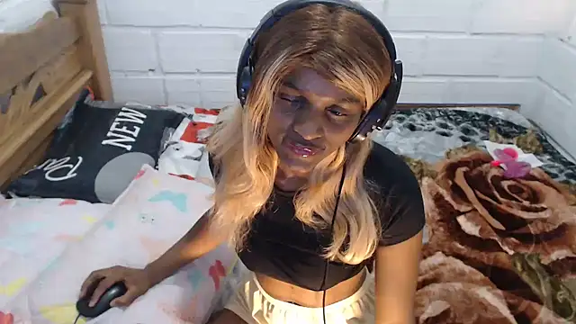 sexyjustin202 online show from March 11, 2025, 3:59 am