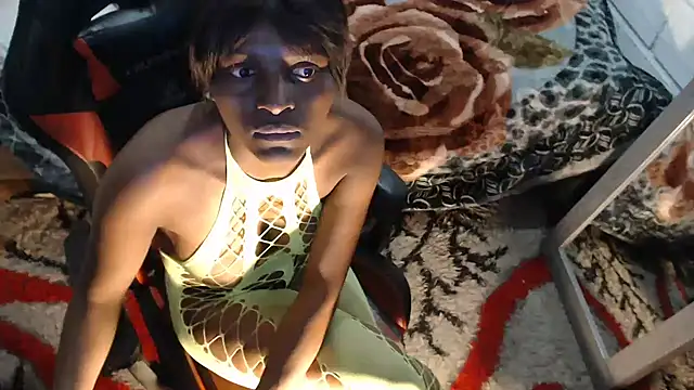 sexyjustin202 online show from September 8, 2025, 11:48 pm