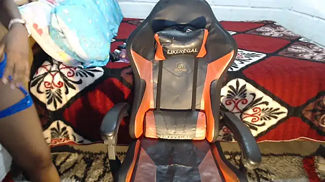 sexyjustin202 online show from June 27, 2026, 11:54 pm