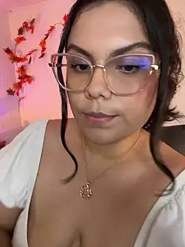 kittylu   online show from July 31, 2026, 3:06 am
