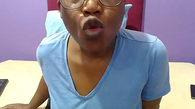 PeachAss4UU online show from January 25, 2025, 9:15 am