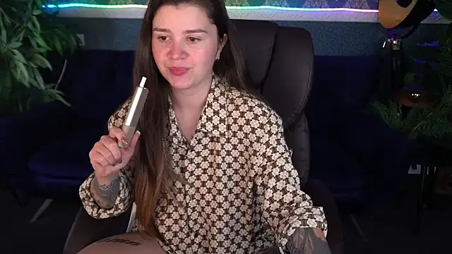 Snapshot of AmellyMilly chatting on October 26, 2025, 1:39 pm AmellyMilly online show from October 26, 2025, 1:39 pm