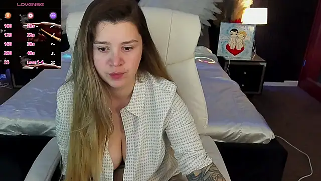 AmellyMilly online show from March 18, 2026, 8:12 pm