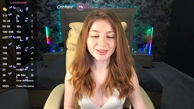 Snapshot of AliceMyLuv chatting on March 11, 2025, 9:26 pm AliceMyLuv online show from March 11, 2025, 9:26 pm