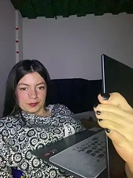 Meghan320 online show from September 30, 2025, 4:17 am