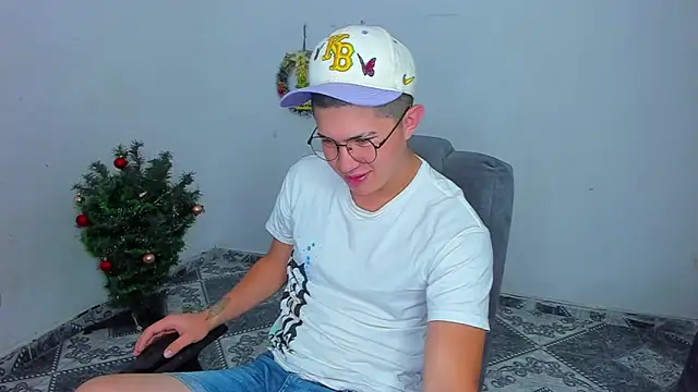 patrik 027 online show from January 7, 2025, 11:58 am