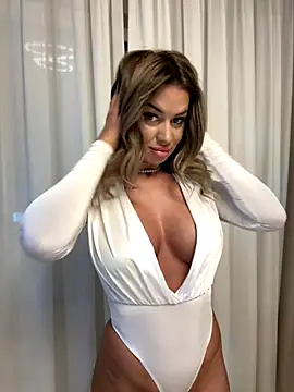 KirstieVegas online show from September 19, 2025, 4:51 pm