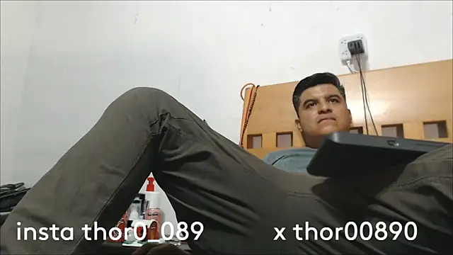 thor000089 online show from May 4, 2026, 12:39 am